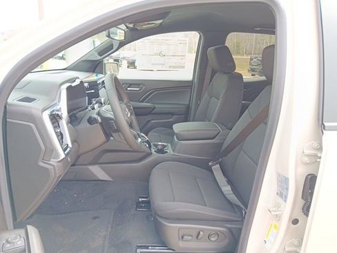 New 2026 GMC Canyon Elevation image 6