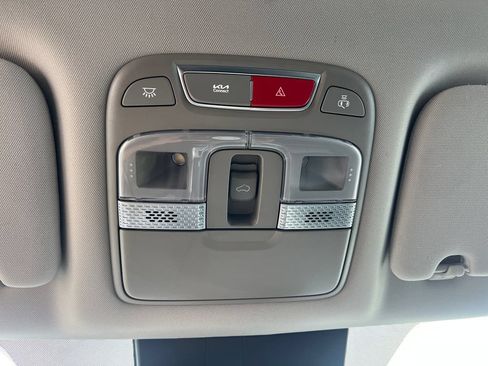 Certified 2024 Kia Telluride EX w/ EX Captain's Chair Package FWD image 28
