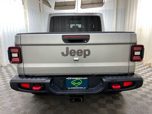 Used 2020 Jeep Gladiator Rubicon AWD/4WD image 16
