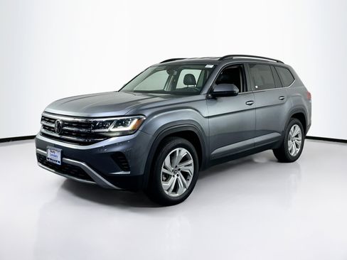 Used 2022 Volkswagen Atlas SE image 1
