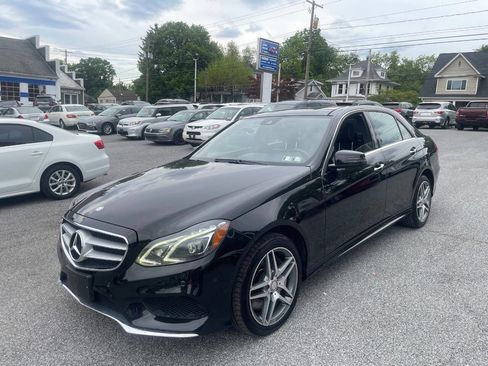 Used 2014 Mercedes-Benz E 550 4MATIC Sedan image 36