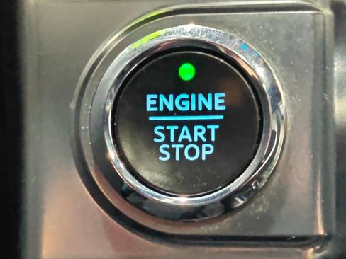 Used 2021 Ford F150 Lariat w/ Equipment Group 502A High AWD/4WD image 16
