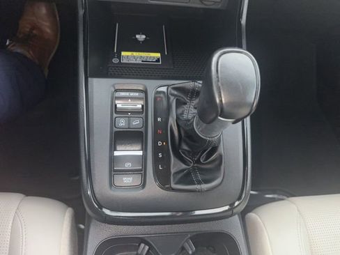 Used 2024 Honda CR-V EX-L image 28