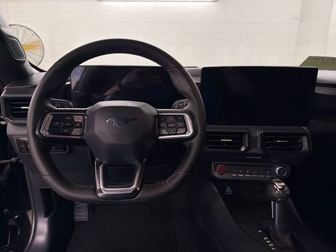 Used 2024 Ford Mustang Coupe RWD image 8
