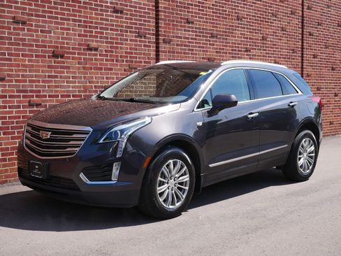 Used 2017 Cadillac XT5 Luxury w/ Driver Awareness Package AWD/4WD image 1