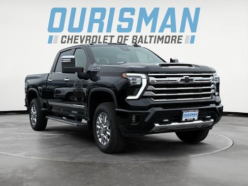 Used 2024 Chevrolet Silverado 2500 High Country image 1