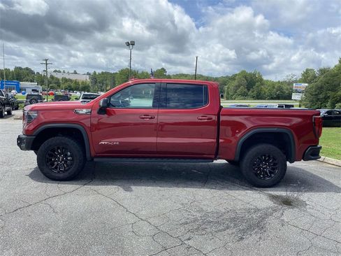 Used 2023 GMC Sierra 1500 AT4X image 2