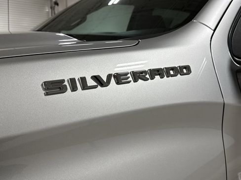 Used 2019 Chevrolet Silverado 1500 Custom w/ Custom Value Package RWD image 25