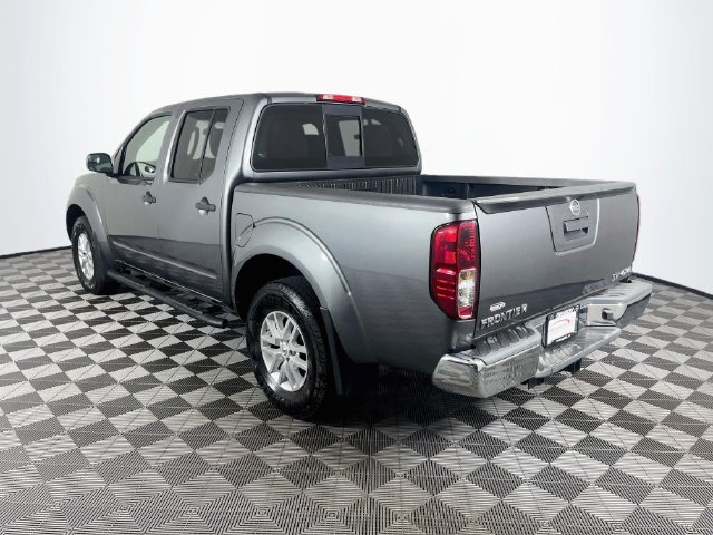 Used 2017 Nissan Frontier SV AWD/4WD image 6