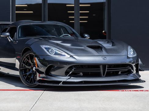 Used 2016 Dodge Viper ACR w/ Extreme Aero Package RWD image 6