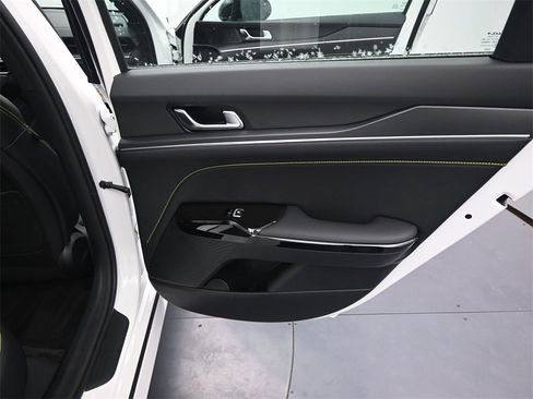 New 2026 Kia K5 GT image 20