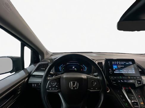 Used 2023 Honda Odyssey EX-L image 7