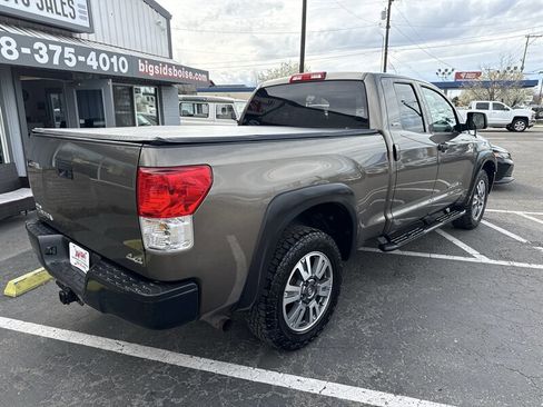 Used 2012 Toyota Tundra 4x4 Double Cab w/ Tow Pkg image 4
