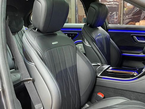 Used 2024 Mercedes-Benz S 63 AMG S image 38