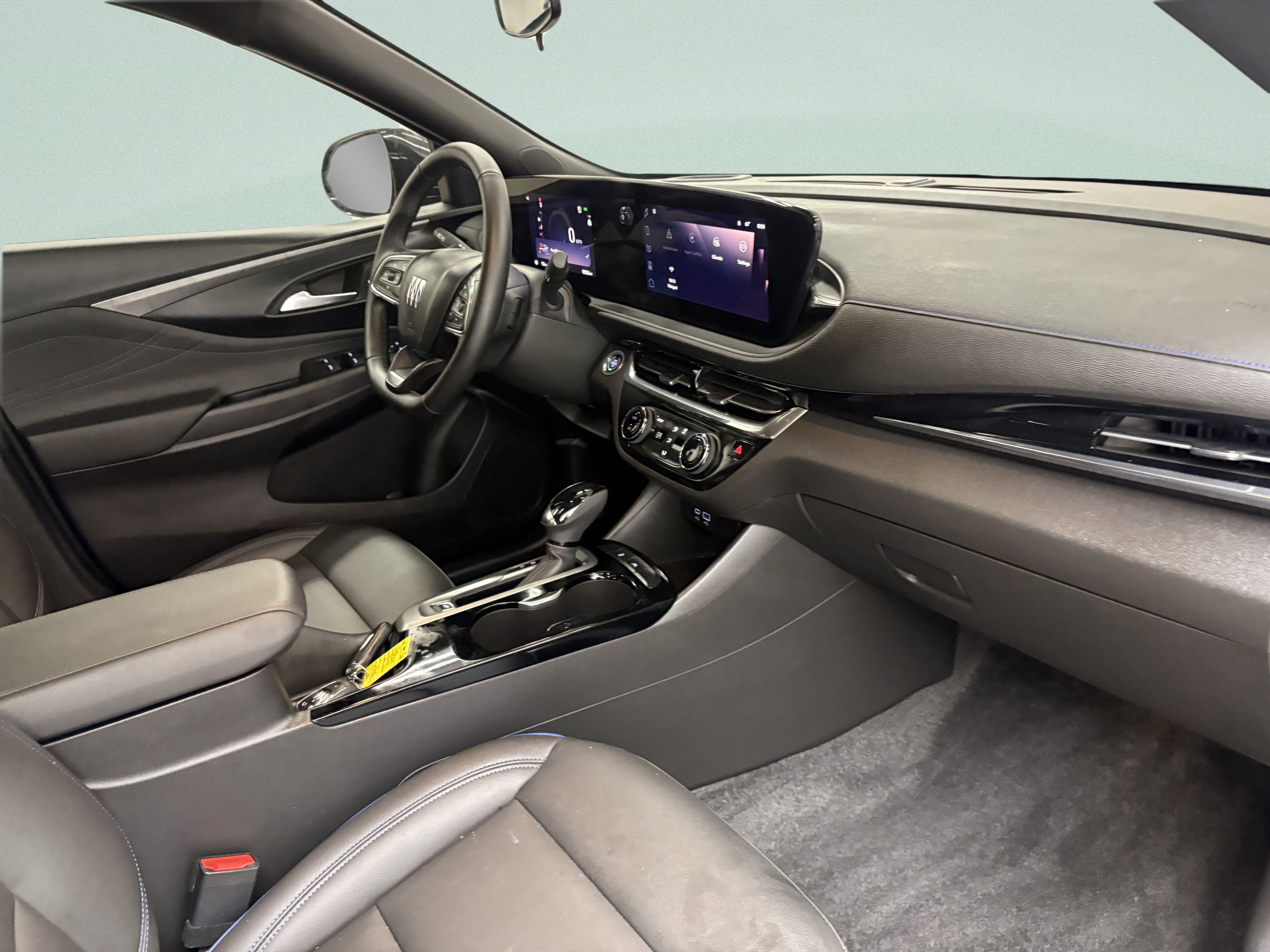 Used 2025 Buick Envista Sport Touring FWD image 21