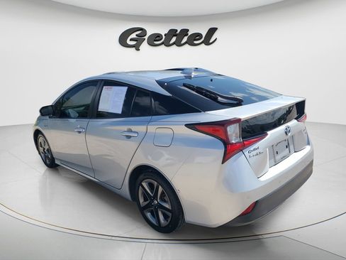 Certified 2021 Toyota Prius XLE FWD image 7