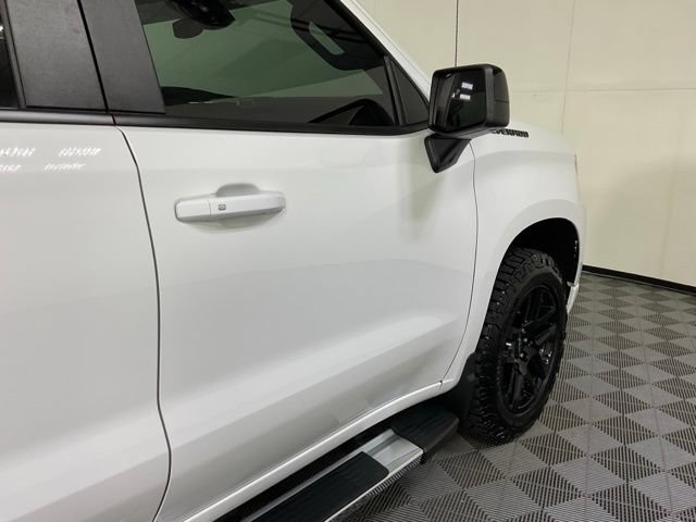 Used 2025 Chevrolet Silverado 1500 RST w/ LPO, Dark Essentials Package AWD/4WD image 9