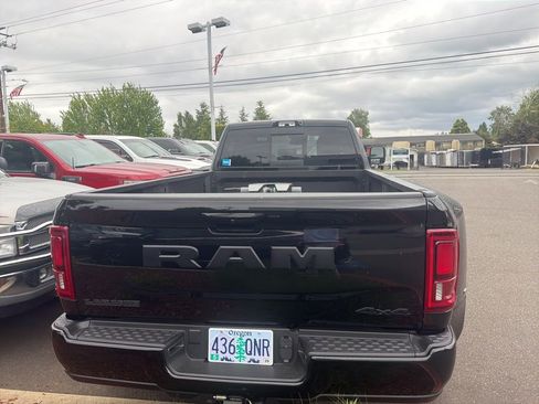 Used 2025 RAM 3500 Laramie AWD/4WD image 5