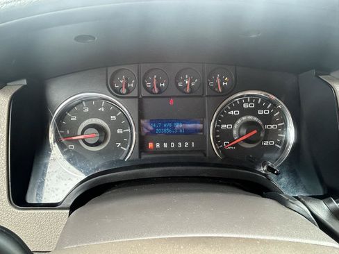 Used 2010 Ford F150 XLT AWD/4WD image 21