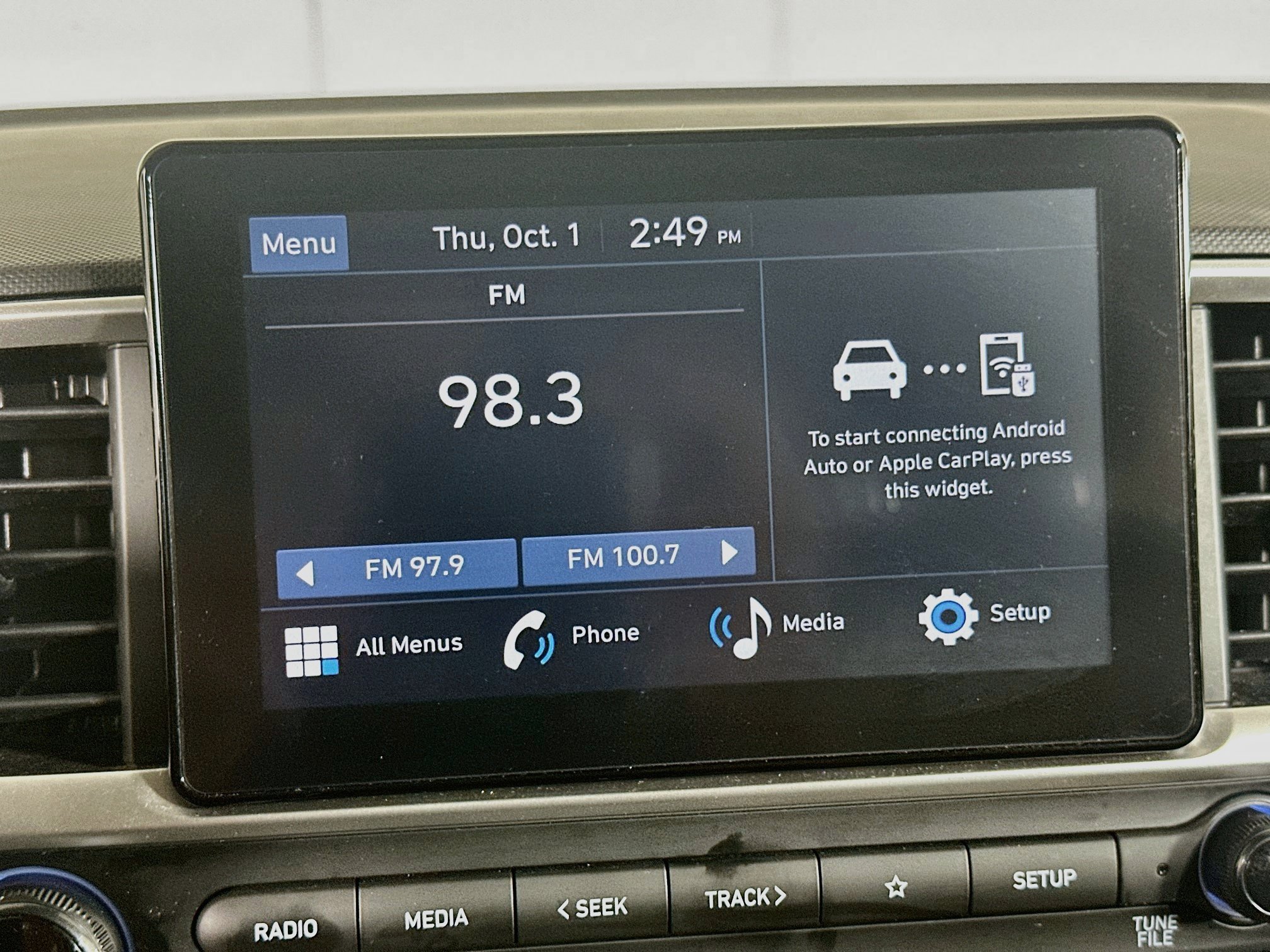 Used 2025 Hyundai Venue SEL FWD image 21