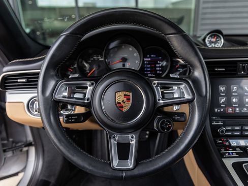 Certified 2017 Porsche 911 Carrera 4S AWD/4WD image 31