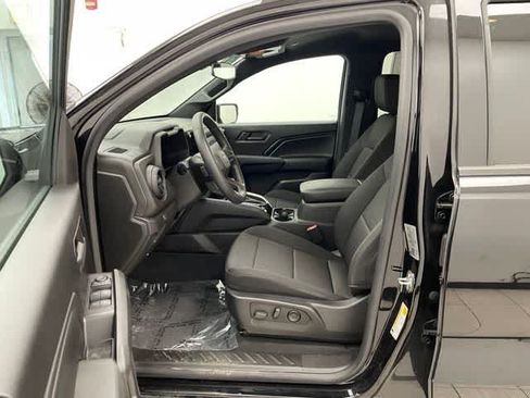 Certified 2023 Chevrolet Colorado Trail Boss w/ Technology Package AWD/4WD image 7