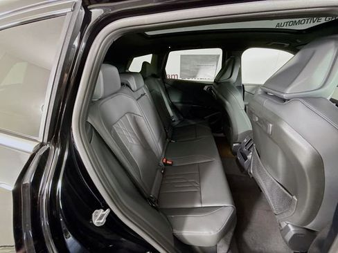 Used 2026 BMW X3 xDrive30 w/ Premium Package image 27