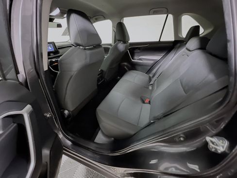 Used 2022 Toyota RAV4 LE FWD image 29