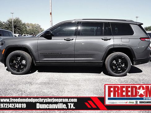 New 2025 Jeep Grand Cherokee L Limited image 2
