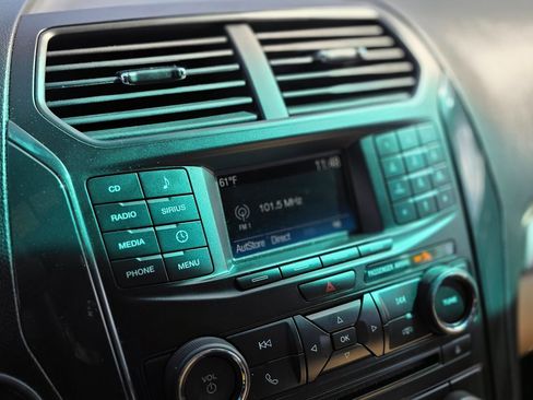 Used 2016 Ford Explorer FWD image 36