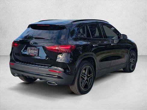 Used 2025 Mercedes-Benz GLA 250 image 5