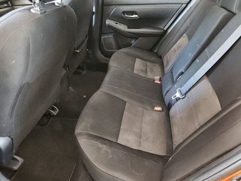 Used 2025 Nissan Sentra SR FWD image 22
