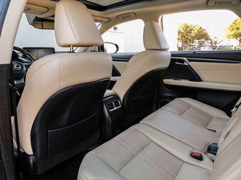 Used 2022 Lexus RX 450h AWD w/ Luxury Package image 40