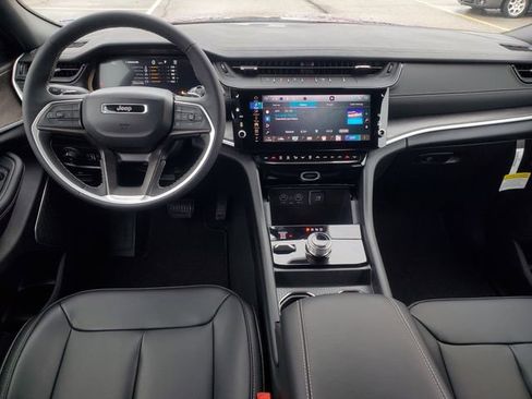 New 2026 Jeep Grand Cherokee L Limited AWD/4WD image 27