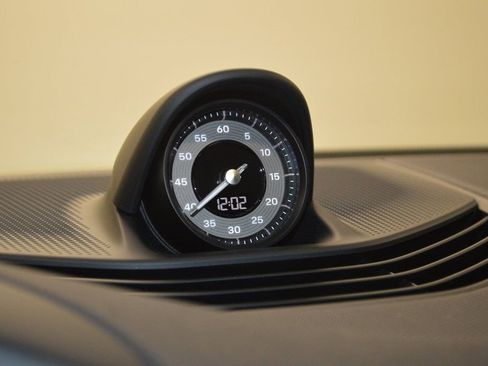 New 2025 Porsche Taycan 4 AWD/4WD image 27