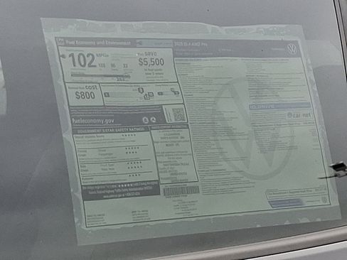 New 2025 Volkswagen ID.4 Pro image 19