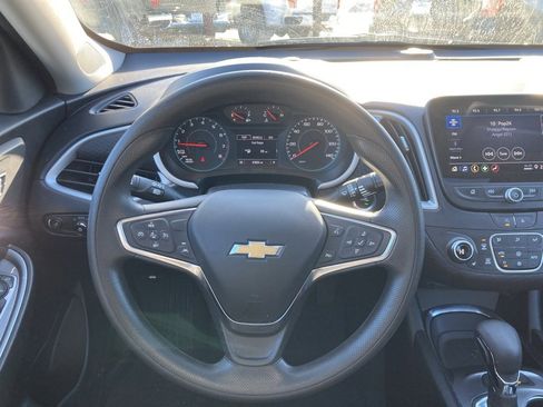 Used 2024 Chevrolet Malibu LT image 13