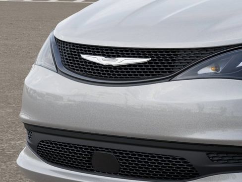 New 2026 Chrysler Voyager LX FWD image 11