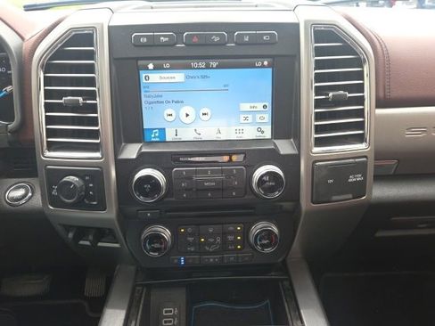 Used 2018 Ford F350 Platinum w/ Platinum Ultimate Package AWD/4WD image 29