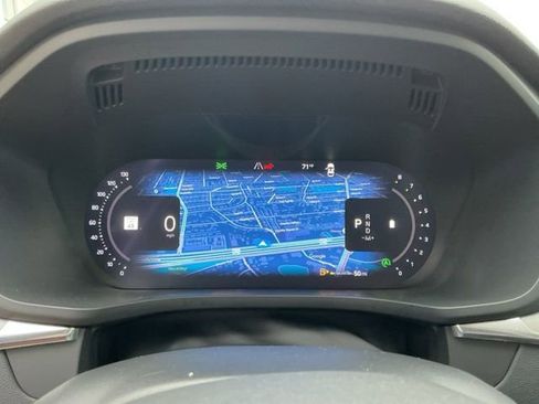 Certified 2023 Volvo XC60 B5 Core w/ Climate Package FWD image 14