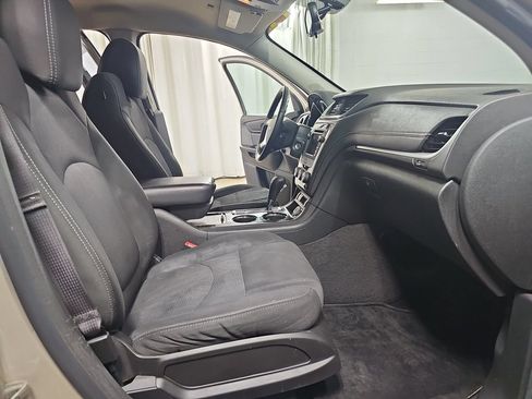 Used 2015 Chevrolet Traverse LT w/ Style and Technology Package AWD/4WD image 13