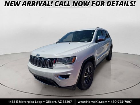 Used 2019 Jeep Grand Cherokee Limited RWD image 1