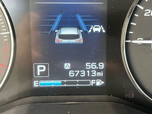 Used 2020 Subaru Impreza 2.0i Premium image 12