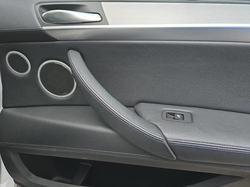 Used 2011 BMW X5 M AWD/4WD image 18