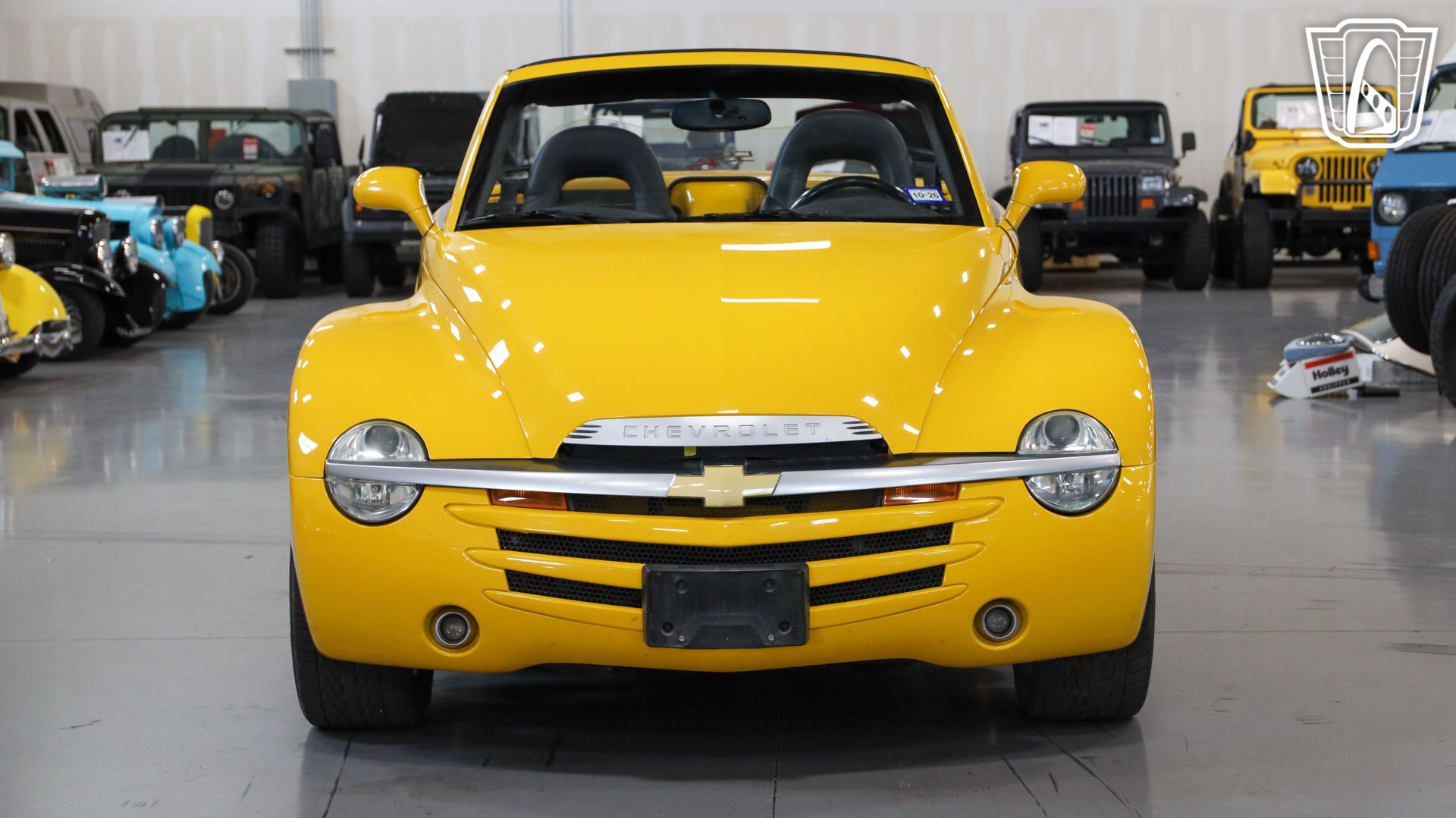 Used 2004 Chevrolet SSR w/ Preferred Equipment Group RWD image 5