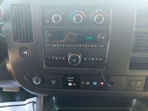 Used 2024 Chevrolet Express 3500 Extended w/ Driver Convenience Package RWD image 18