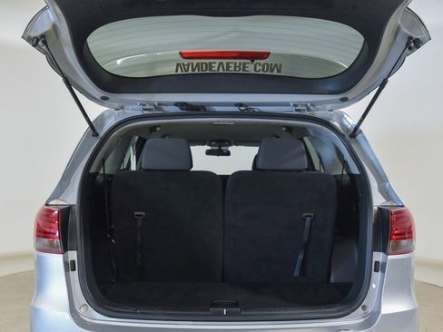 Used 2019 Kia Sorento FWD image 8