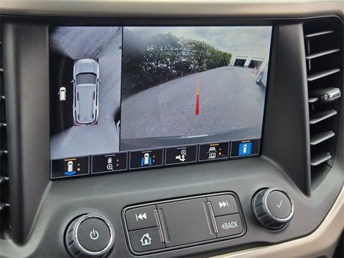 Certified 2023 GMC Acadia Denali w/ Denali Ultimate Package image 19