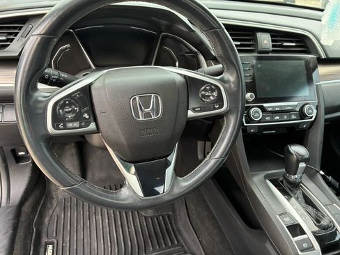 Used 2019 Honda Civic EX-L image 4