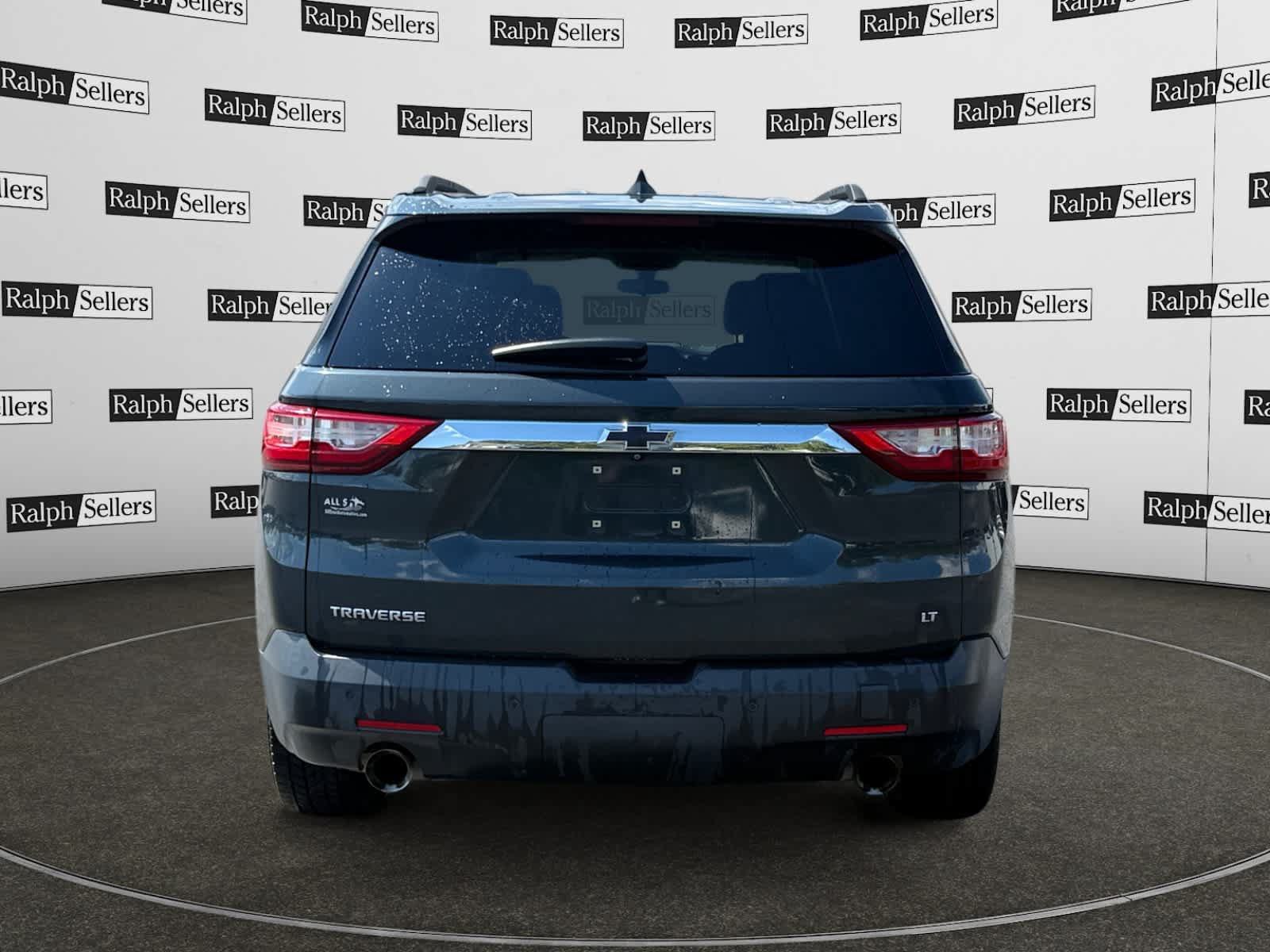 Used 2020 Chevrolet Traverse LT FWD image 5